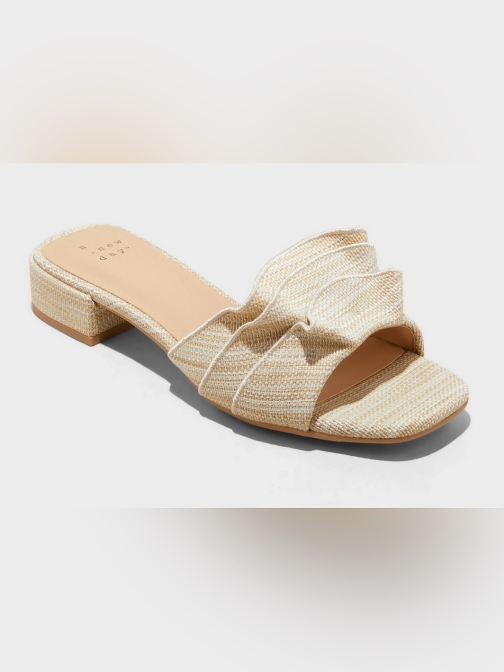 Ruffled sandals